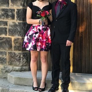 Cute classy party/homecoming/prom dress